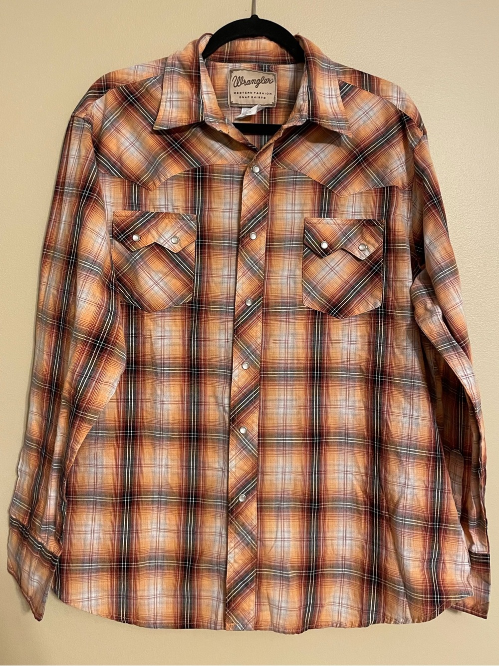 Vintage Wrangler Western Fashion Snap Shirt XL Plaid Pearl Snap 90s/Y2K size XL